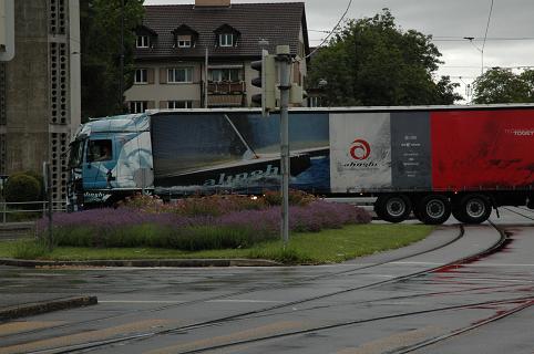 Alinghi-Transporter in Bern