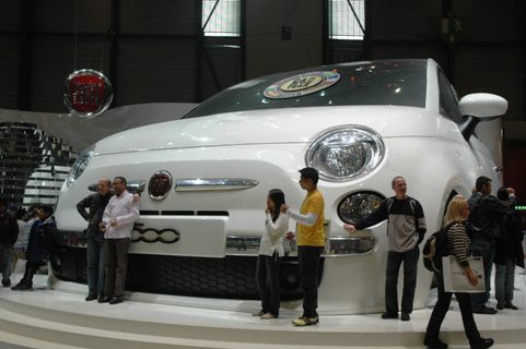 Fiat 500 riesig